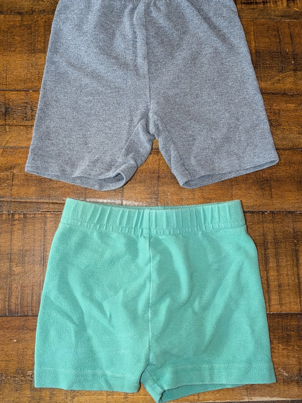 Hanna Andersson Gray & Mint Soft Biker Shorts, Size 80, 18-24m